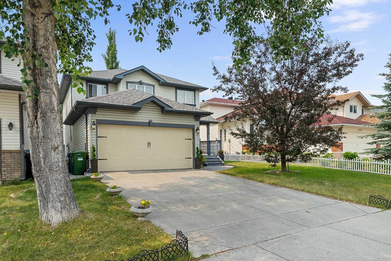 Property Photo: 224 Arbour Ridge Way NW AB T3G 3Z3