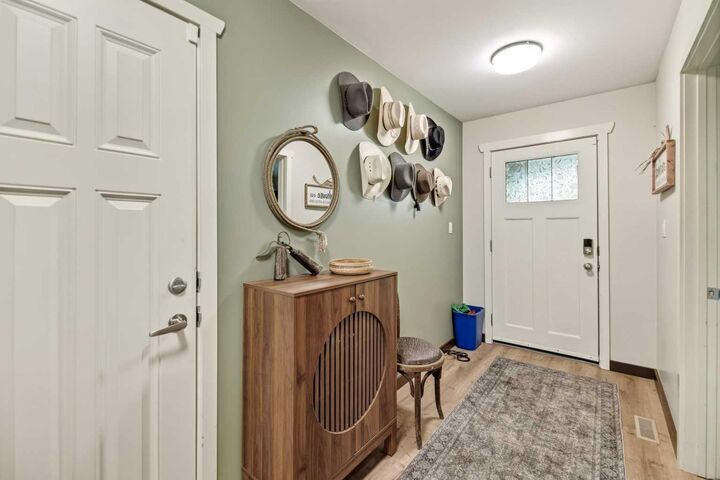 Property Photo: 9 Valmont Street AB T0M 0J0