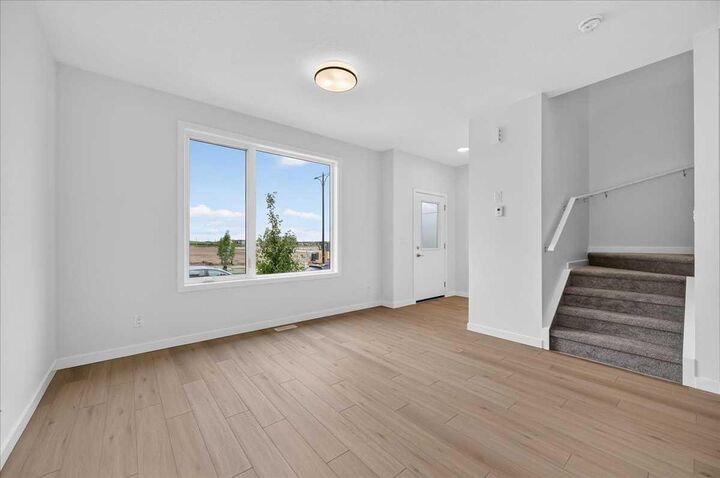 Property Photo: 2085 Vantage Way SW AB T4B 5Y5