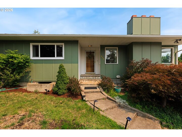 Property Photo:  205 Main Ave  OR 97850 