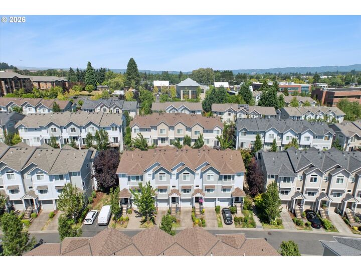 Property Photo: 10509 NE Park Ridge Way OR 97006