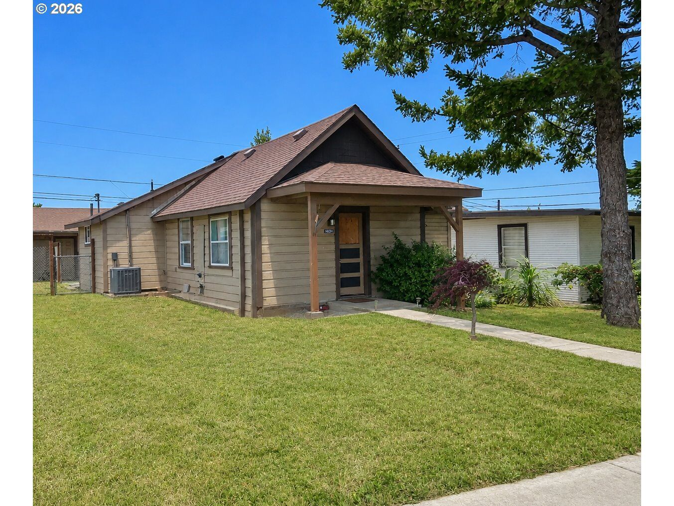 Property Photo:  94224 3rd St  OR 97444 