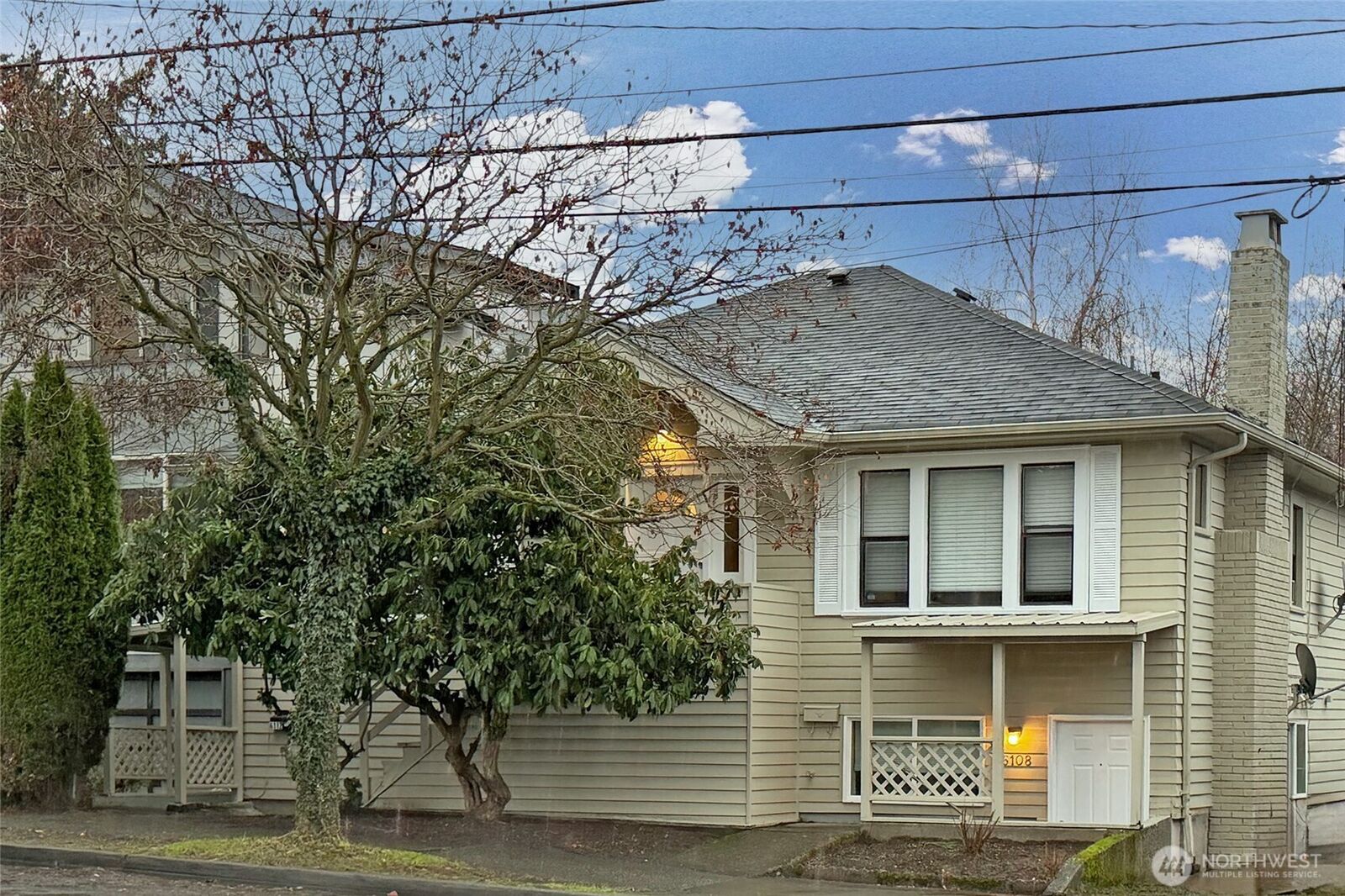 Property Photo:  6110  8th Avenue NW  WA 98107 