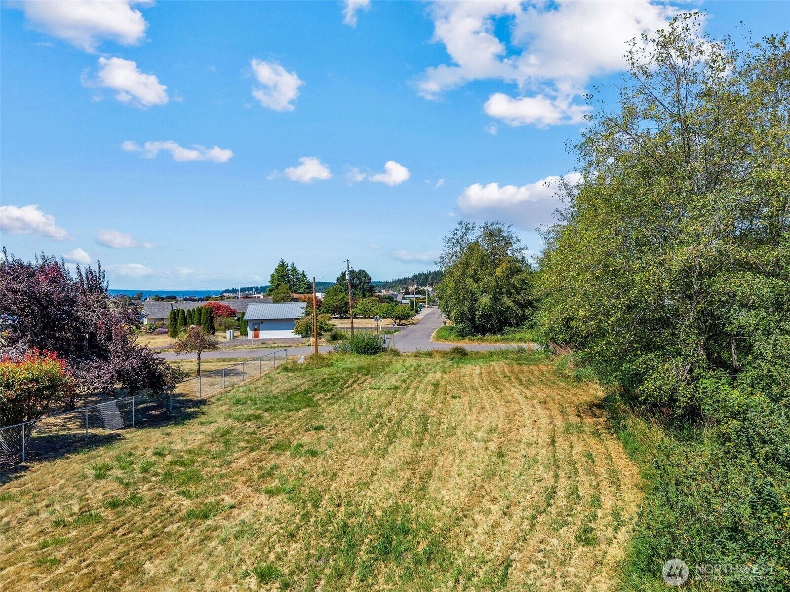 Property Photo:  4929 NE Hemlock Lane  WA 98340 