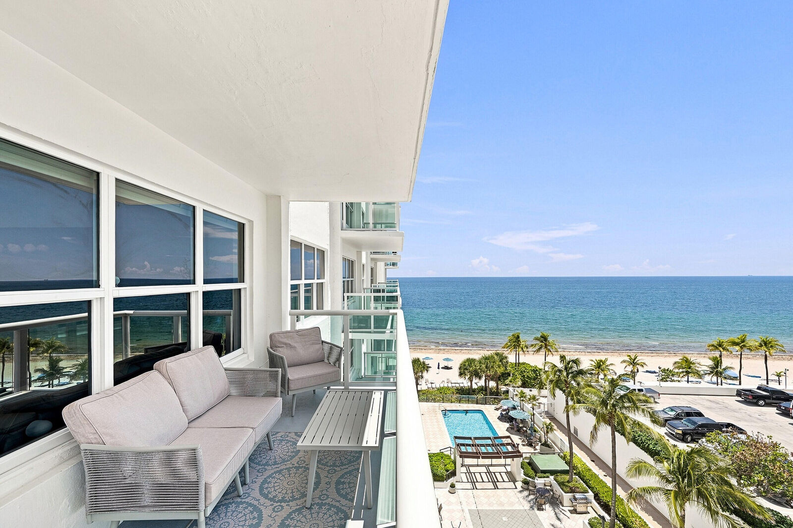 Property Photo: 3550 Galt Ocean Drive 704 FL 33308