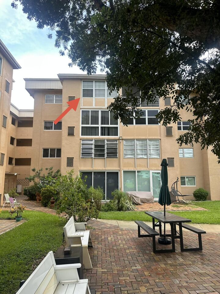 Property Photo: 2600 NE 1st Lane 413 FL 33435