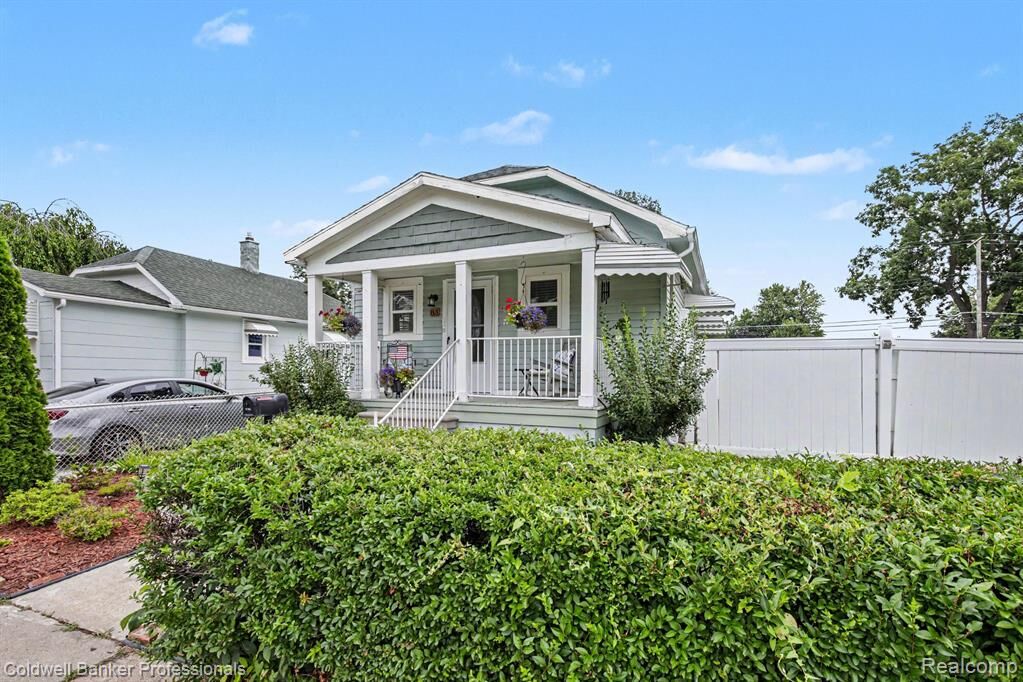Property Photo: 83 Gibbs Street MI 48043