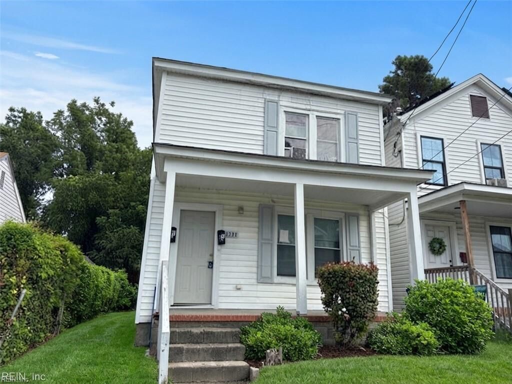 Property Photo:  1121 35th St  VA 23607 