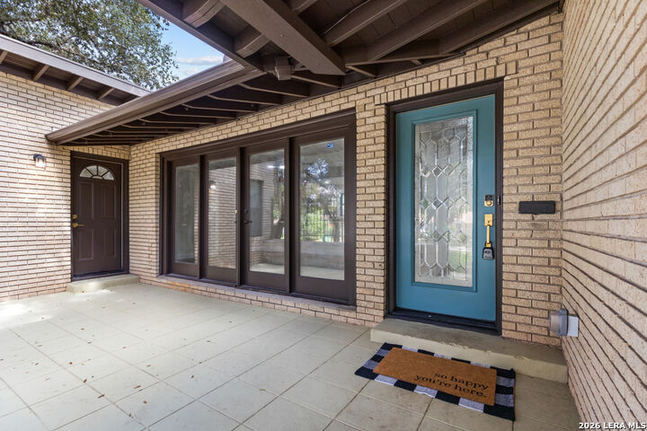 Property Photo:  2519 W Kings Hwy  TX 78228 
