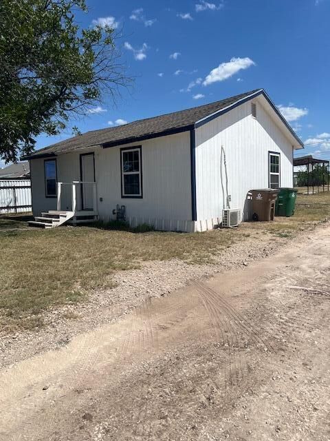 Property Photo: 1517 Culberson Street TX 76903