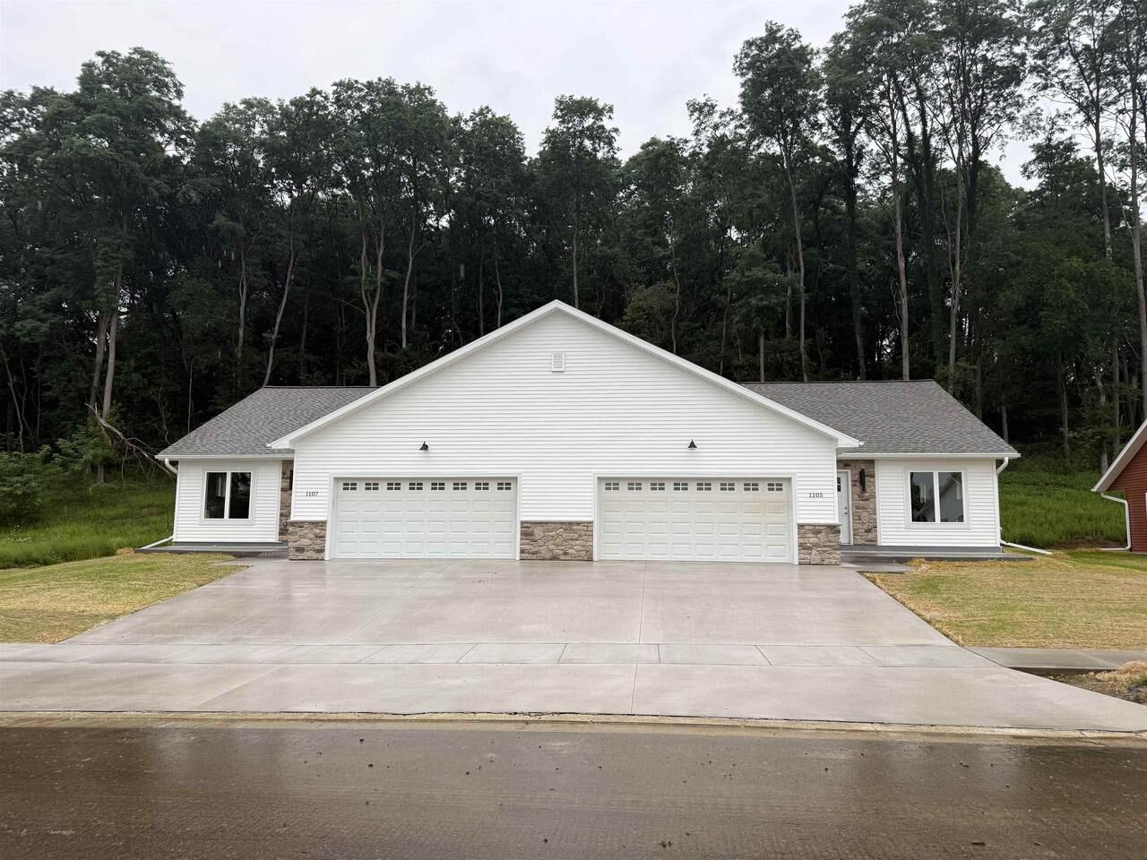 Property Photo: 1105 Rusalka Circle WI 53959