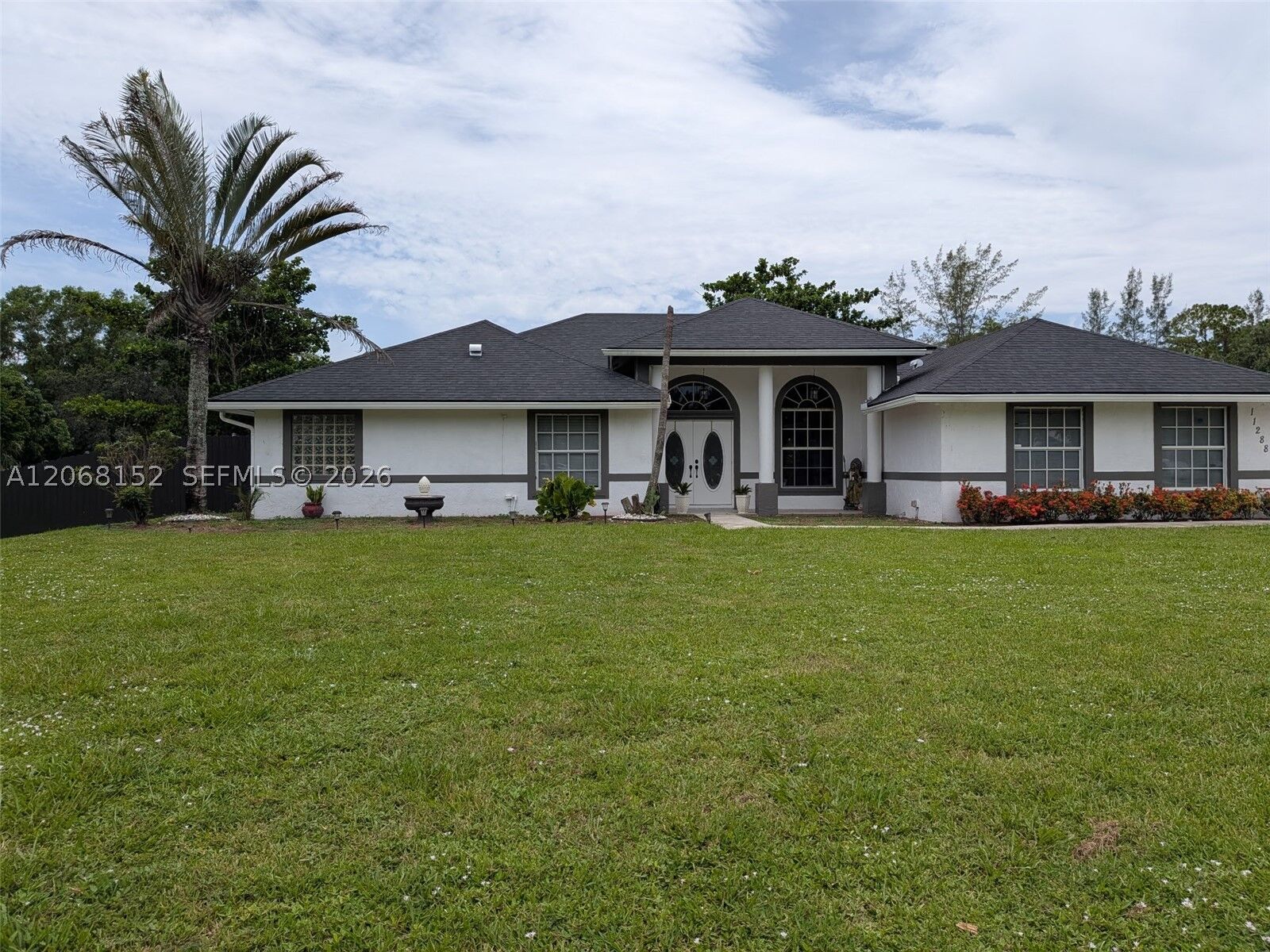 Property Photo: 11288 Orange Grove Blvd FL 33411