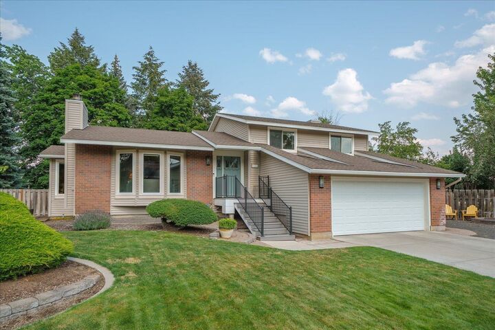 Property Photo: 3111 E Angela Ct WA 99223