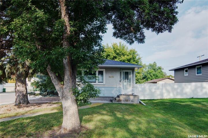 Property Photo:  2476 McAra Street  SK S4N 2W5 