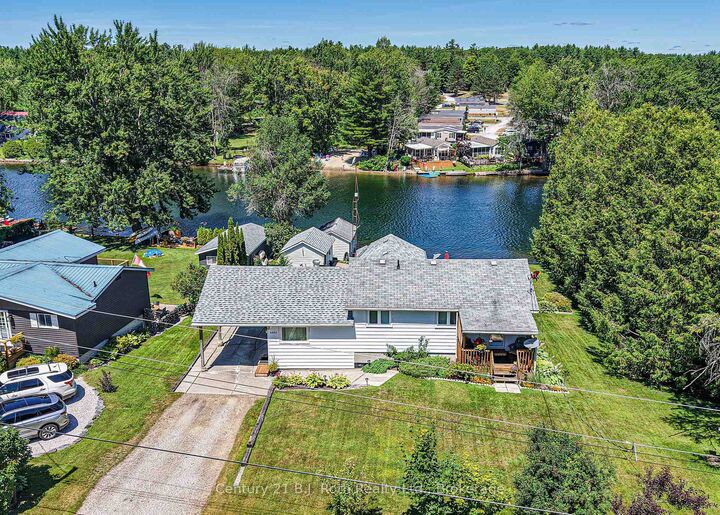 Property Photo: 4202 Canal Road ON L0K 2B0