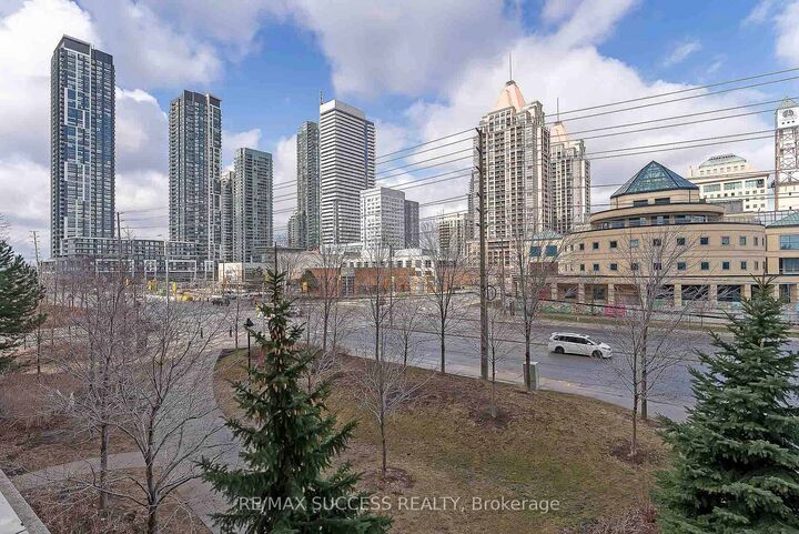Photo de la propriété: 310 Burnhamthorpe Road W 203 ON L5B 4P9