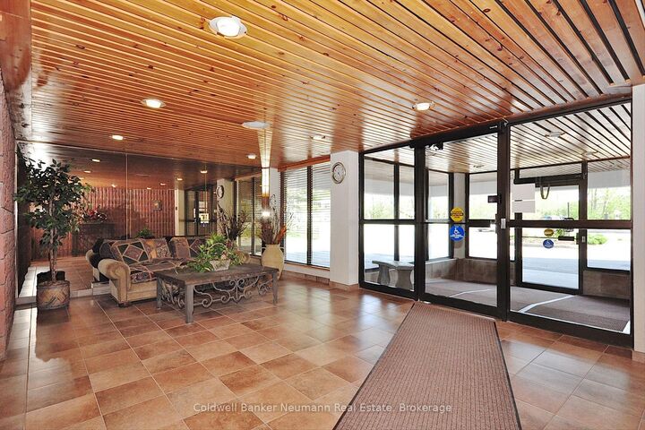 Property Photo: 22 Marilyn Drive 708 ON N1H 7T1