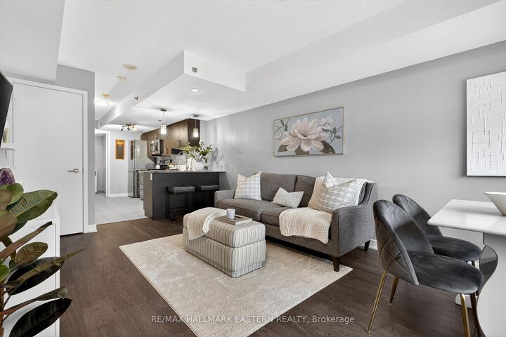 Property Photo: 11 Superior Avenue Th3 ON M8V 0A7