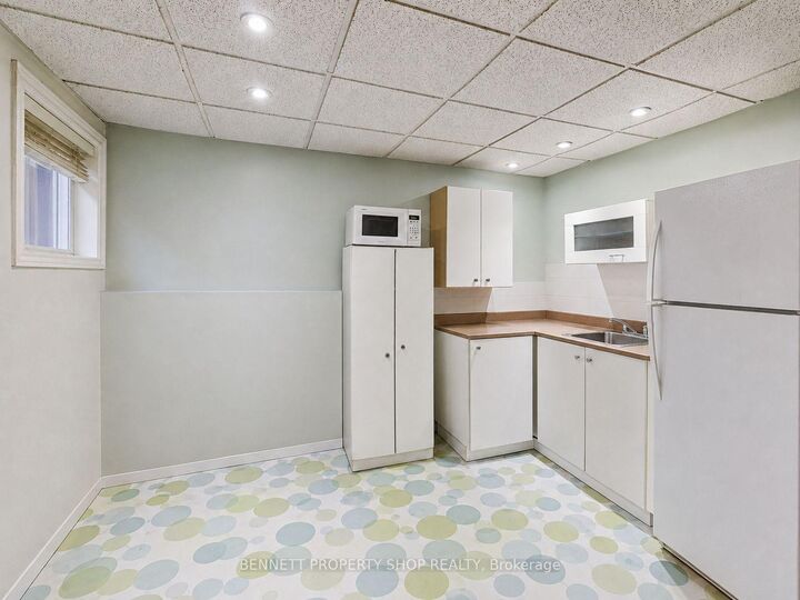 Property Photo: 3445 Uplands Drive 224 ON K1V 9N6