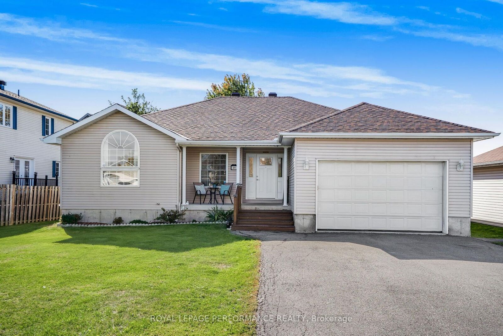 Property Photo: 40 Lori Lane ON K0C 2H0