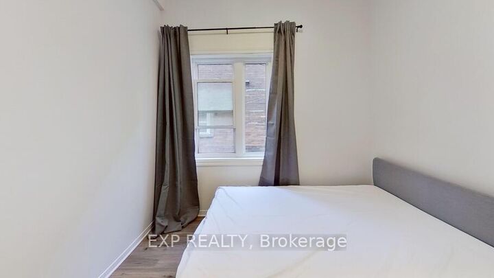 Property Photo:  327 Catherine Street C  ON K1R 5T4 