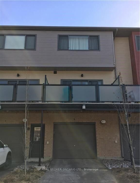 Property Photo: 369 Essa Road 8 ON L4N 9C8
