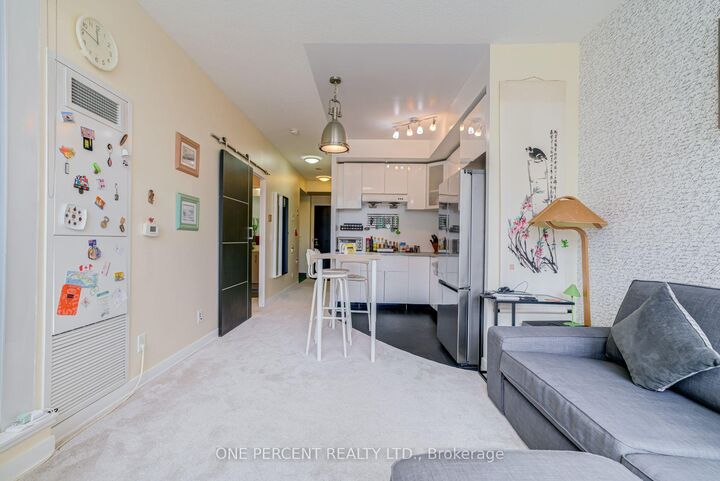120 Bayview Avenue S217 — photo 1