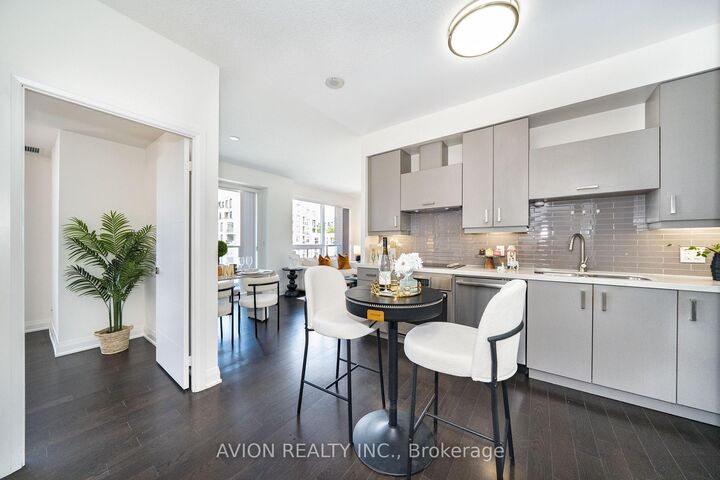 Property Photo:  622 28 Uptown Drive  ON L3R 5M8 