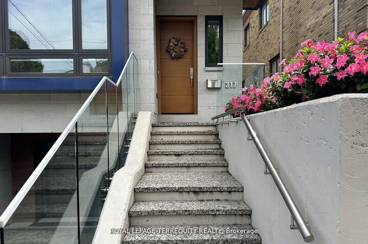 Property Photo: 317 Keewatin Avenue ON M4P 2A4