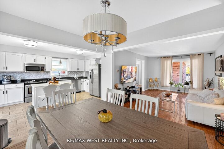 Property Photo: 100 Kerr Boulevard ON L9R 1C6