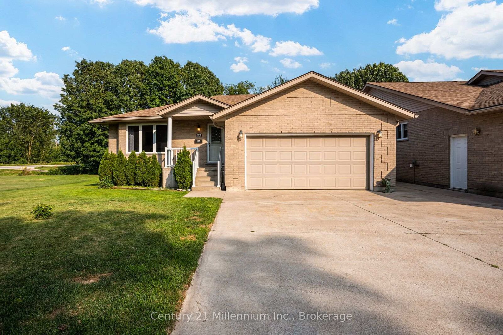 Property Photo: 87A Union Street ON N0H 2N0