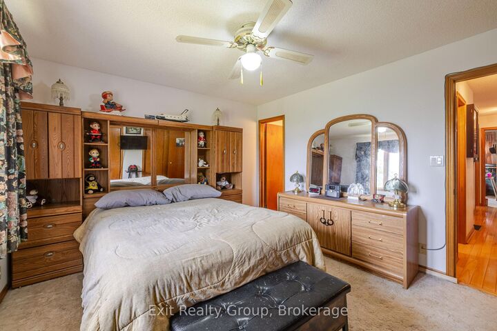 Property Photo: 7 Dunnett Drive ON K0K 1H0