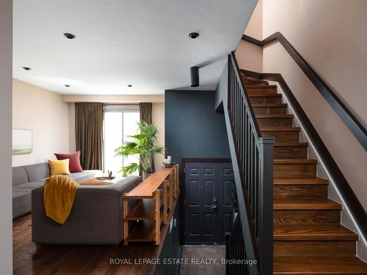 Property Photo: 1916 John Street ON L3T 1Z1