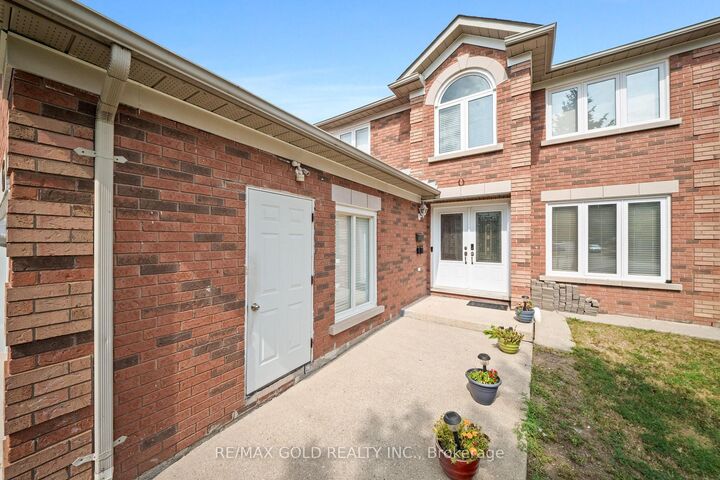 Property Photo: