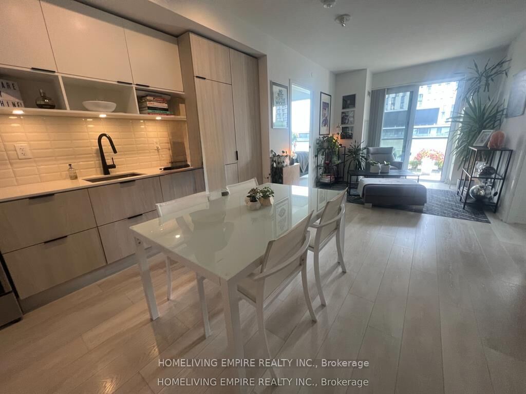 Property Photo:  35 Rolling Mills Road N901  ON M5A 0V6 