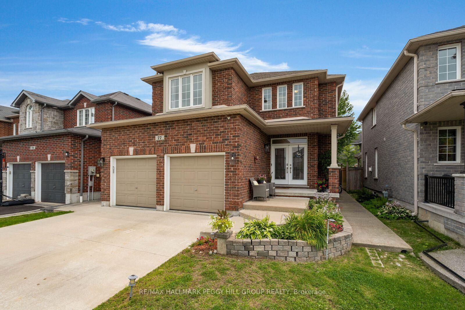 Property Photo: 77 Graihawk Drive ON L4N 6G7