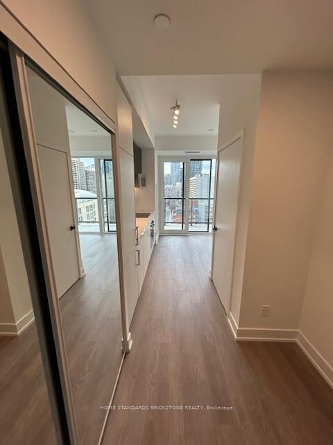 Property Photo: 308 Jarvis Street 1704 ON M5B 0E3