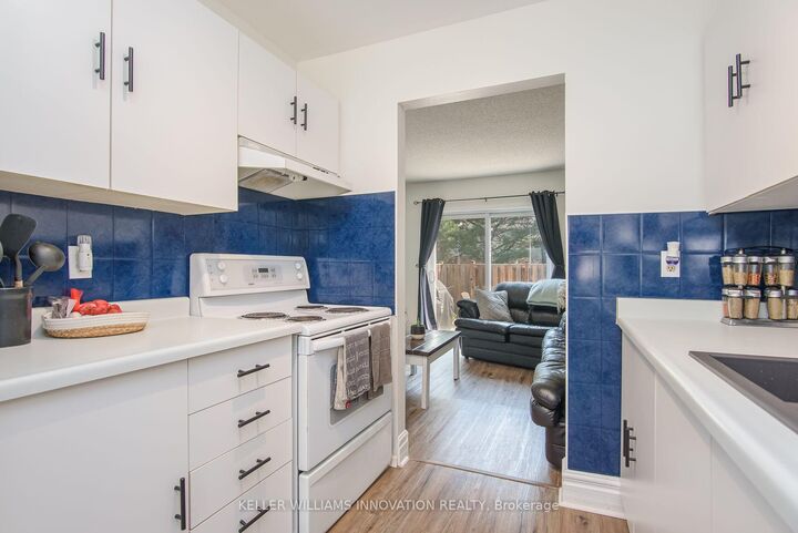 Property Photo: 90 Ferman Drive 5 ON N1H 8E6