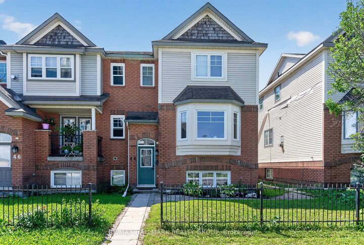 Property Photo:  44 Centrepointe Drive  ON K2G 6J5 