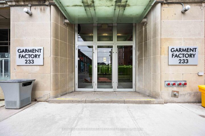 Property Photo: 233 Carlaw Avenue 814 ON M4M 3N6