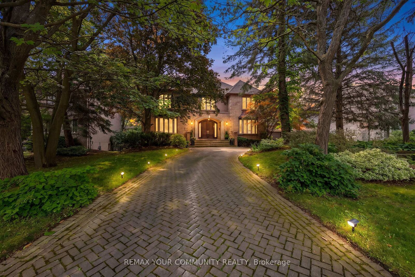 Property Photo: 75 Arnold Avenue ON L4J 1B4