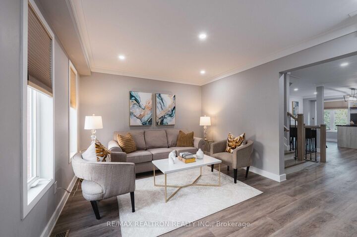 23 Pennefather Lane — photo 1