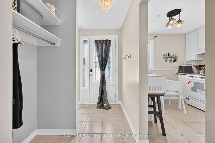 Property Photo: 7009 Bilberry Drive ON K1C 2C2