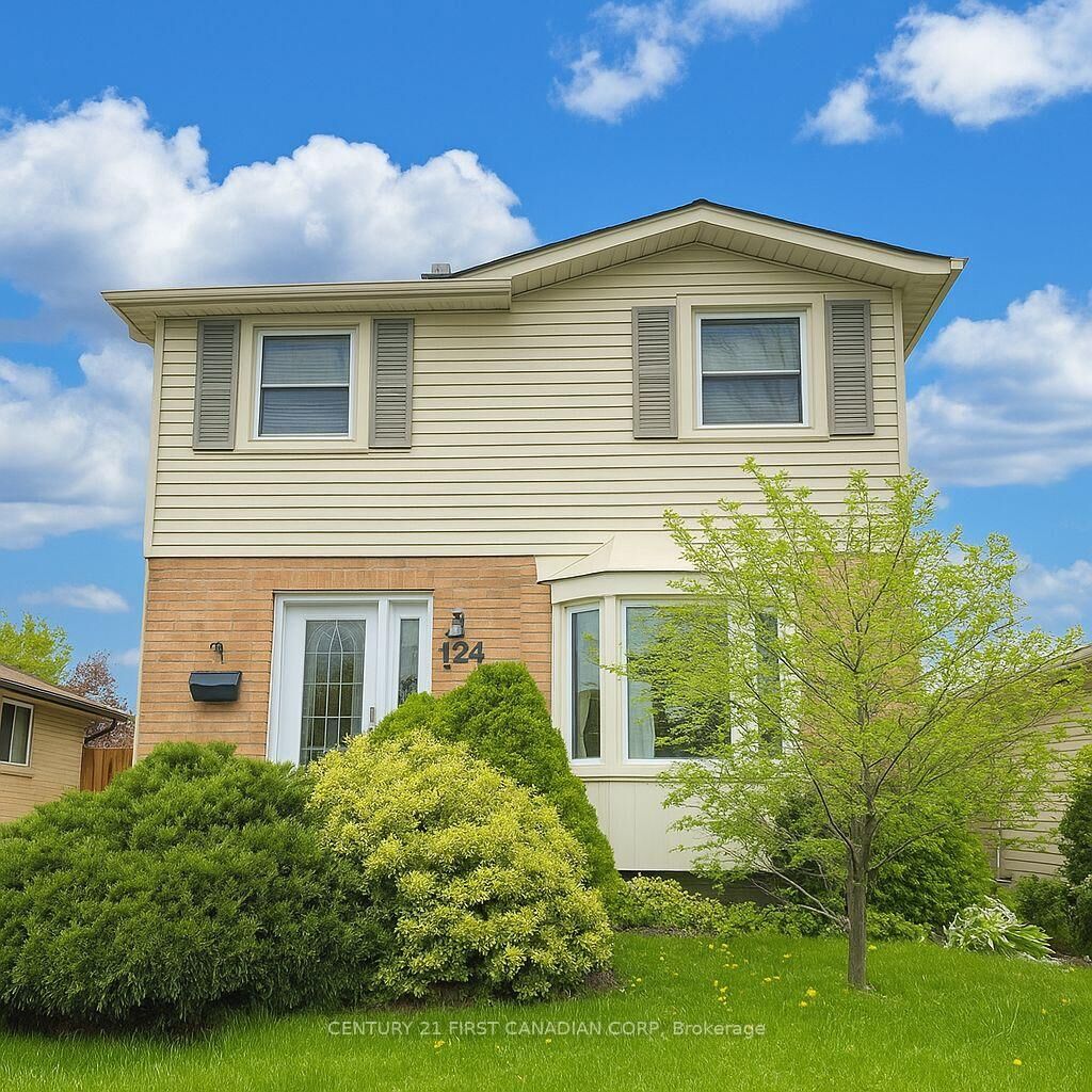 Property Photo:  124 Ardsley Crescent  ON N6G 3W7 