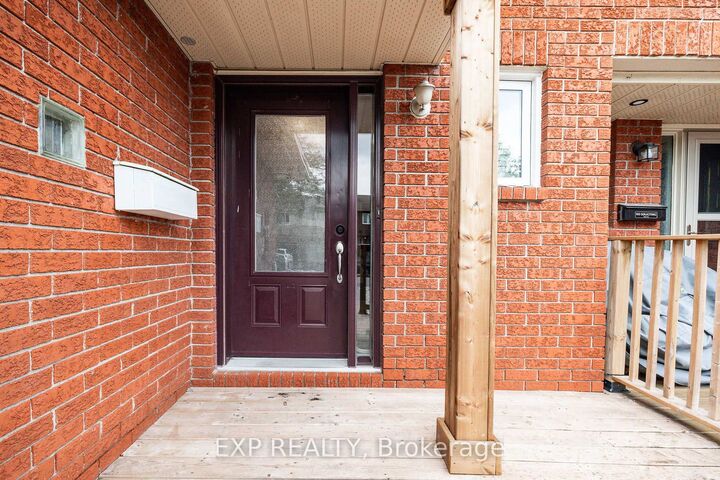 Property Photo: 110 Cedarock Drive ON K2M 2H5