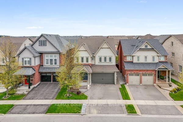 Property Photo: 10 Rougebank Avenue ON L7C 3V1