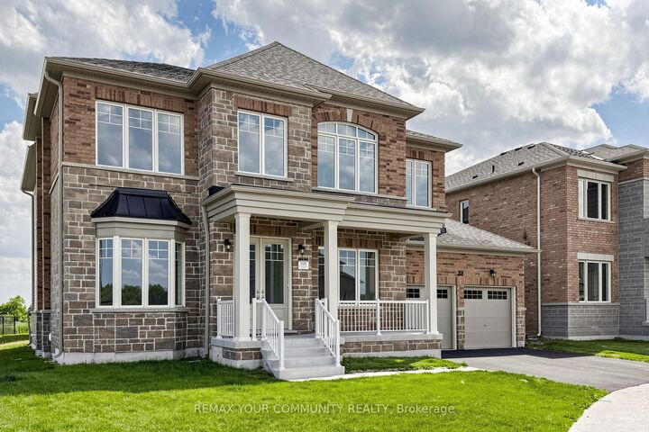 33 Lorrain Hand Crescent — photo 1