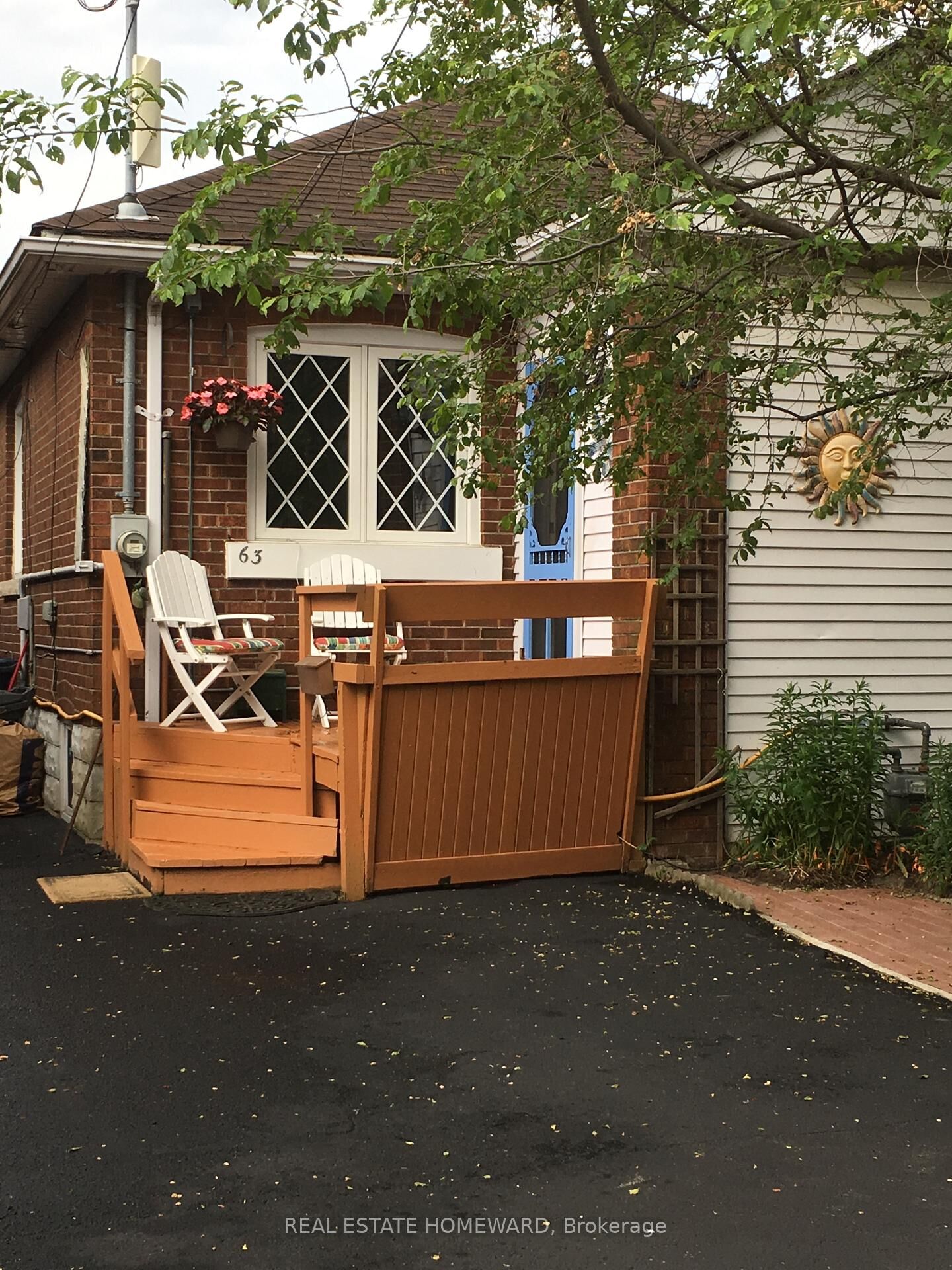 Property Photo: 63 Queensbury Avenue ON M1N 2X8