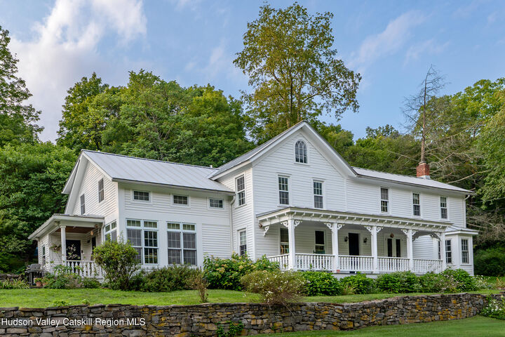 Property Photo: 583 Swartekill NY 12561