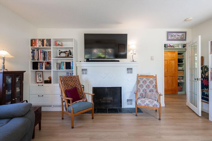 Property Photo:  1316 Waddington Rd  BC V9S 4V7 